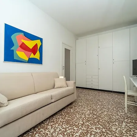Apartment Bright In Mailand
